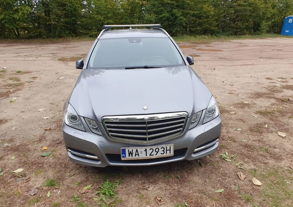 Mercedes-Benz Klasa E cena 50900 przebieg: 147212, rok produkcji 2013 z Warszawa małe 667